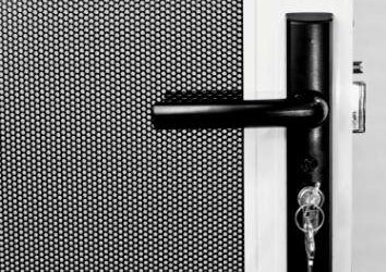 How Locksmith Install Intercoms in Your Commercial Building?