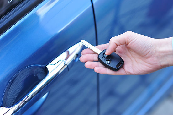 Who to Call for Quick Help if You’re Locked Out of Your Car in Westbrook